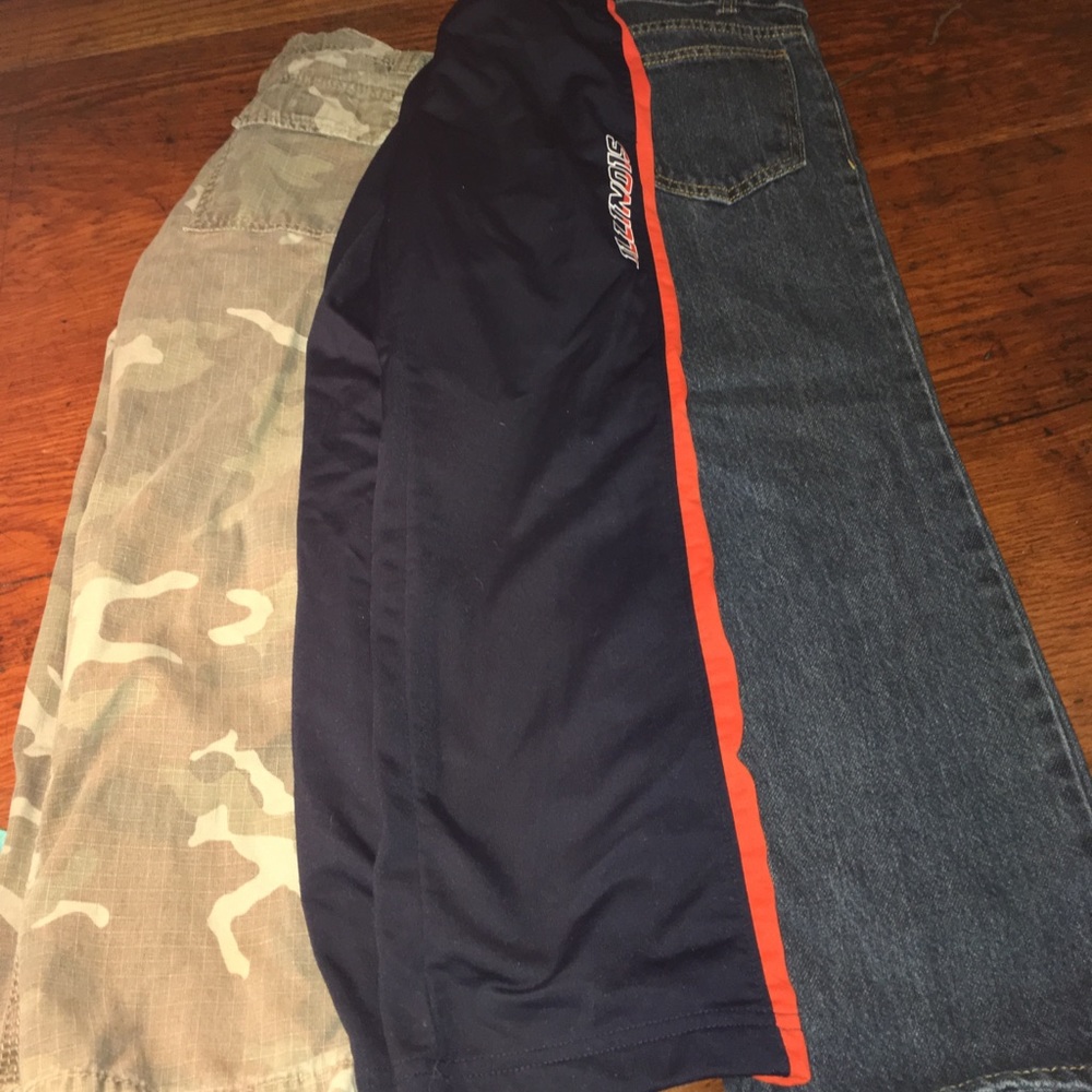 Lot of size 7 boys pants.